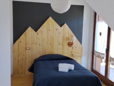 Single room: Gentianella